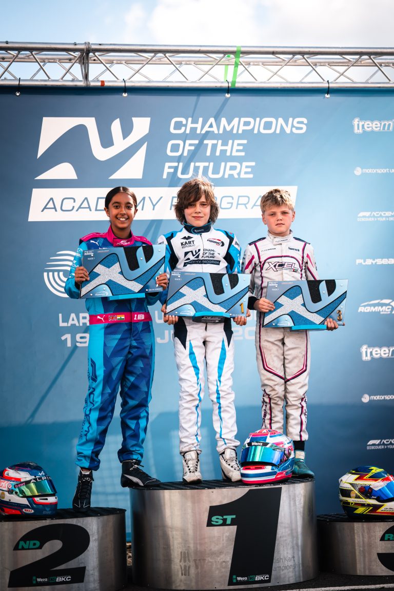 Double winners, mini madness and Senior showdowns conclude Larkhall.Forkes almost gets a hat-trick, Smith does the double and Harrison Whitticombe claims victory number six.
